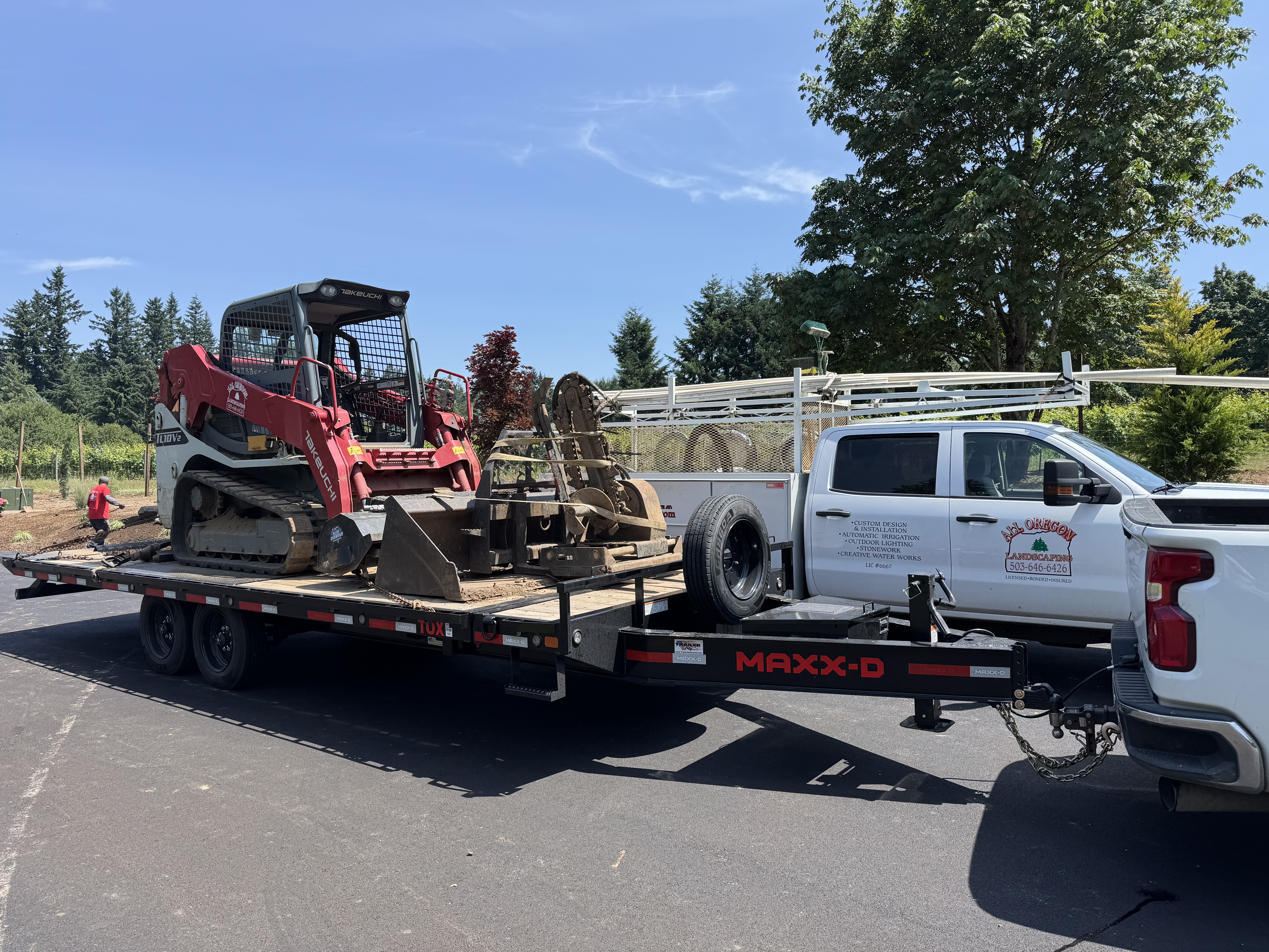 24′ Hydraulic Tilt Deckover from Roadside Trailer Rentals